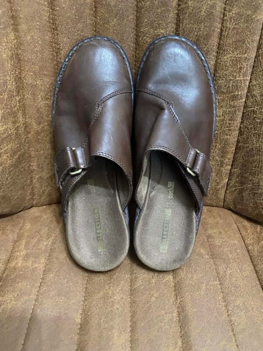 Clarks Women's Brown Leather Slip-On Clog Mules